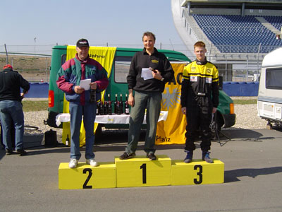 ein strahlender 3. Platzierter